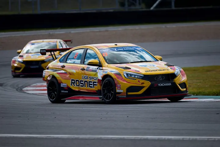 LADA Sport ROSNEFT: обновление состава в середине сезона